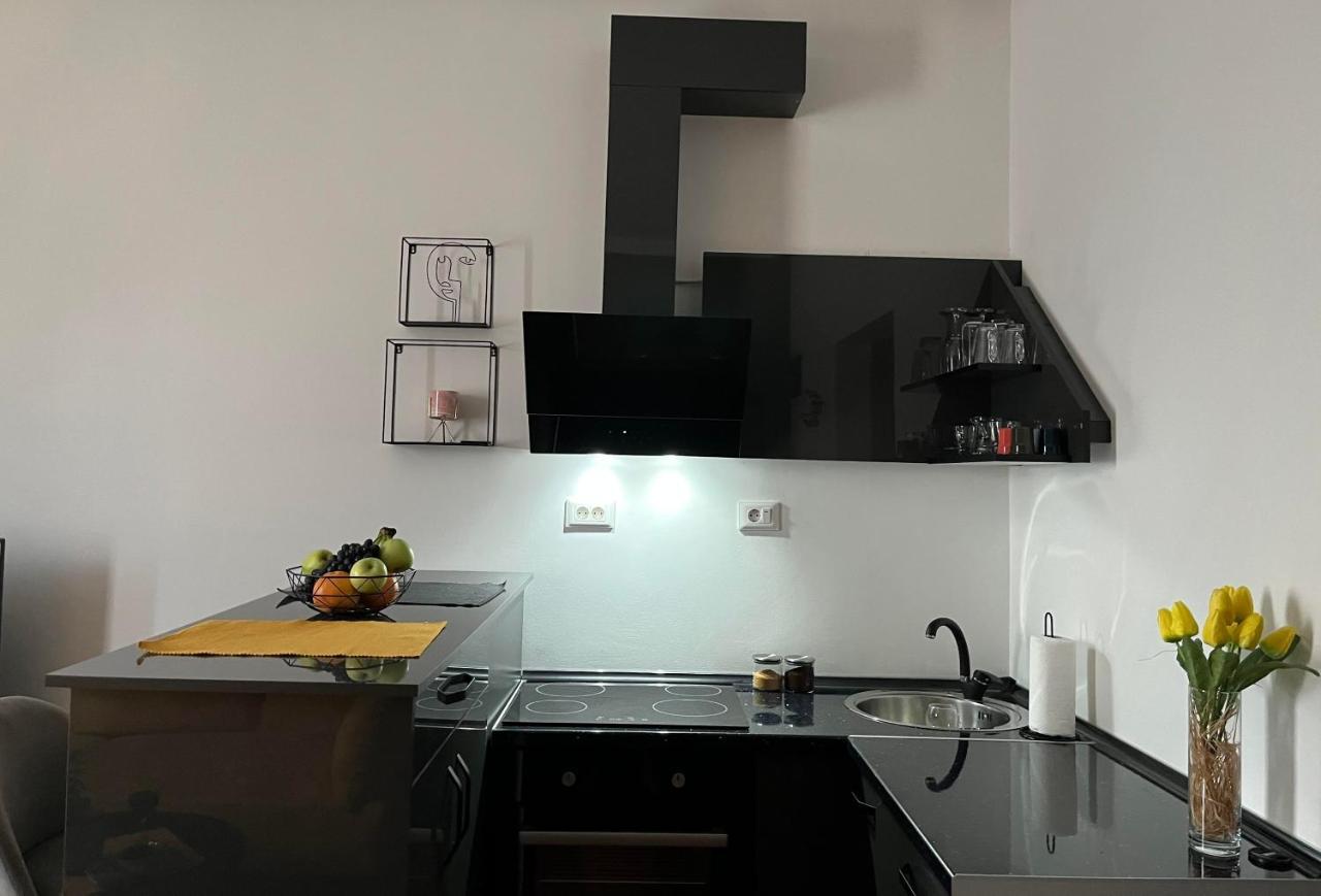 Gramophone Apartments Битоля Екстериор снимка